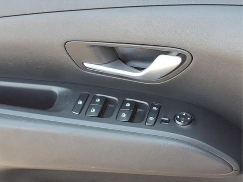 Used 2024 Hyundai Tucson SEL FWD image 17