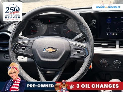 Used 2024 Chevrolet Trax LS FWD image 18