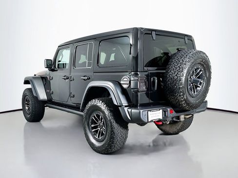 Used 2024 Jeep Wrangler Unlimited Rubicon w/ XTREMEE 35" Tire Package AWD/4WD image 3