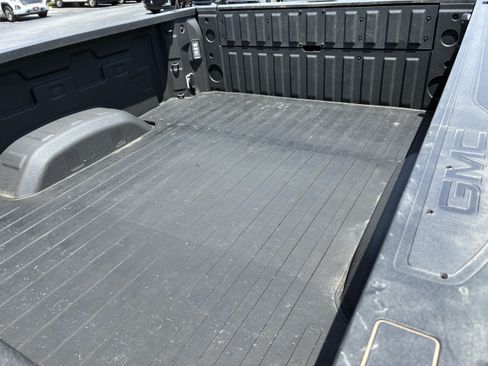 Used 2024 GMC Sierra 2500 Denali Ultimate w/ Max Trailering Package AWD/4WD image 13