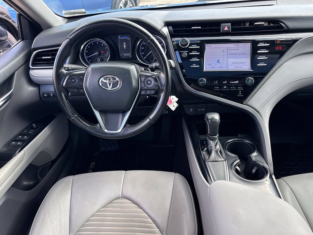 Used 2019 Toyota Camry SE w/ Carpet Mat Package FWD image 19