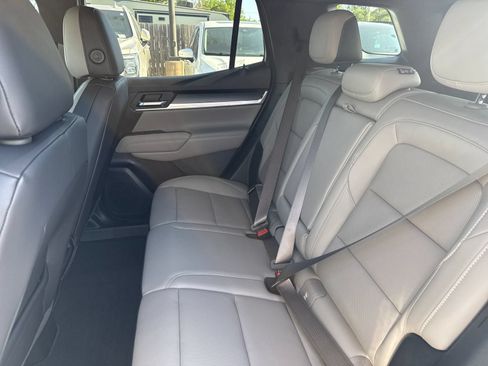 New 2027 GMC Terrain Elevation w/ Elevation Premium Package AWD/4WD image 29