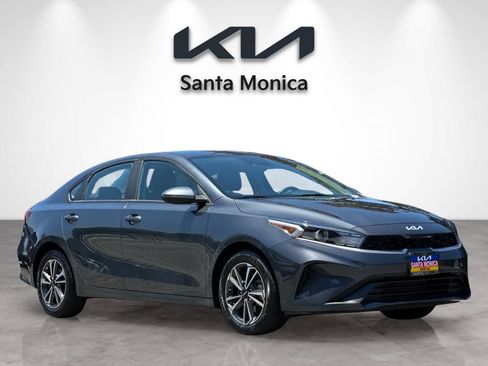 Certified 2023 Kia Forte LXS FWD image 9