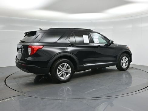 Used 2024 Ford Explorer XLT w/ Equipment Group 202A image 27