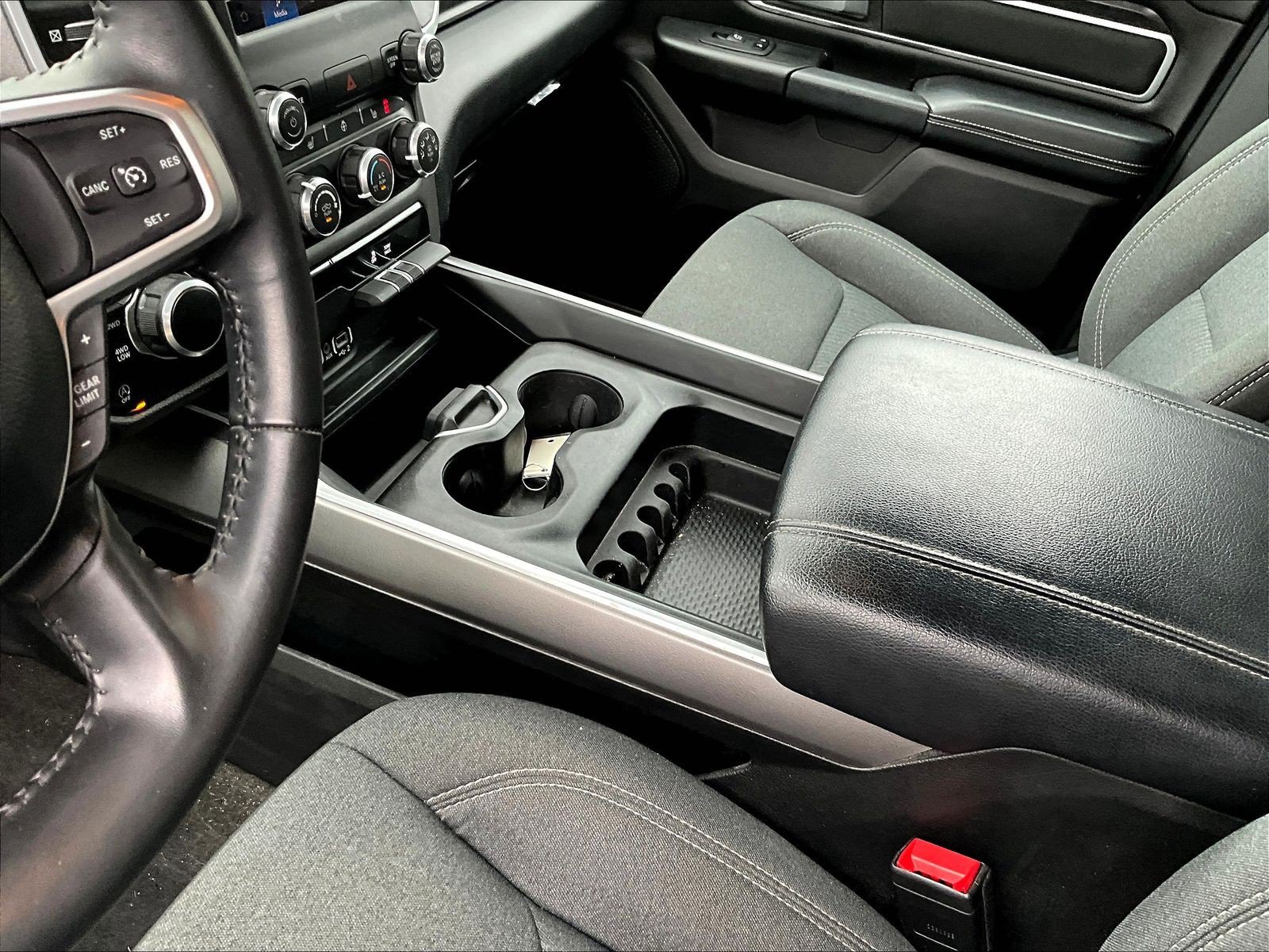 Used 2023 RAM 1500 Big Horn AWD/4WD image 19