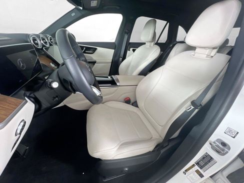 Certified 2023 Mercedes-Benz GLC 300 4MATIC image 21
