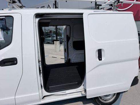 Used 2019 Nissan NV200 S w/ Cruise Control Package FWD image 23