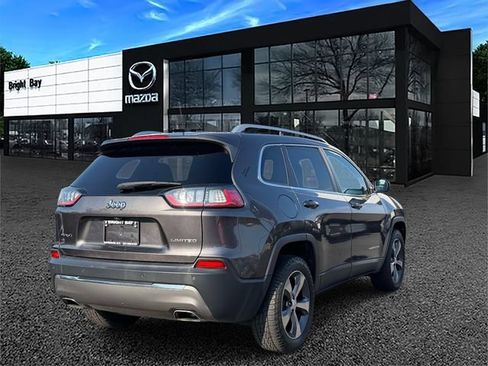 Used 2019 Jeep Cherokee Limited AWD/4WD image 5