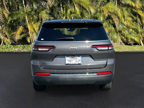 New 2025 Jeep Grand Cherokee L Laredo image 4