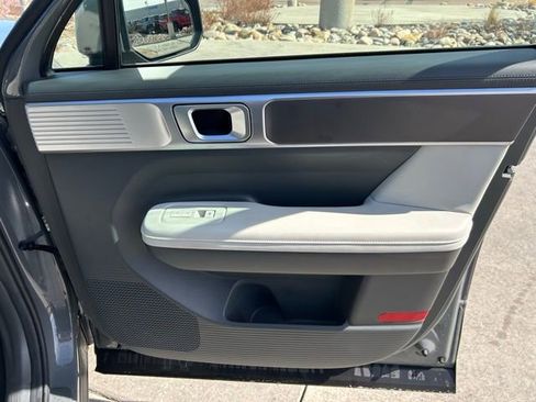 Used 2025 Hyundai Santa Fe SEL image 32