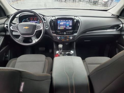 Used 2021 Chevrolet Traverse LT FWD image 16
