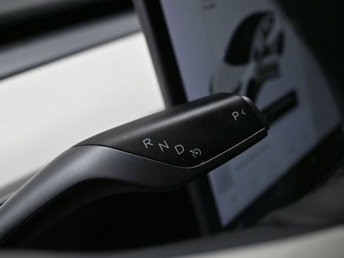 Used 2022 Tesla Model 3 Performance AWD/4WD image 17