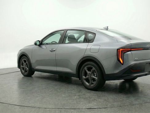 Used 2025 Kia K4 FWD image 6