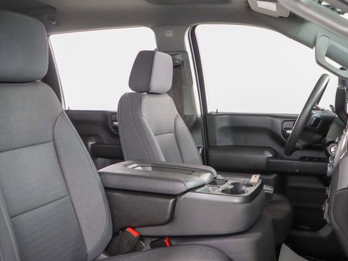 Used 2023 Chevrolet Silverado 2500 Custom w/ Custom Convenience Package image 29