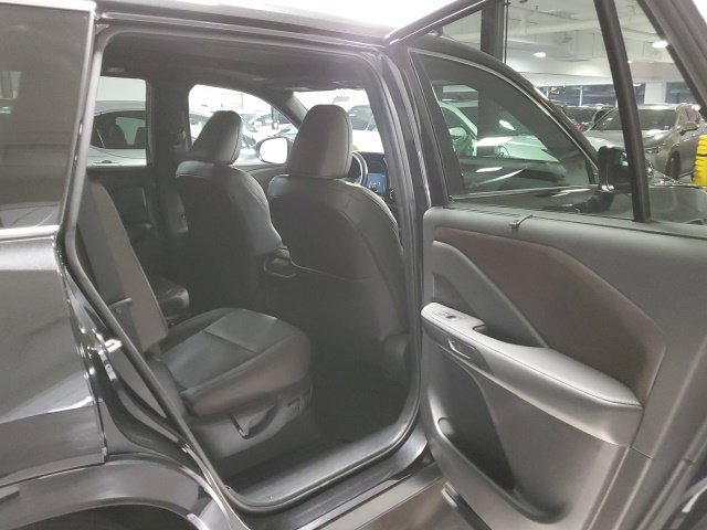 Used 2026 Lexus TX 350 AWD w/ Technology Package image 24