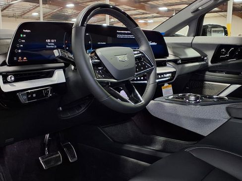 New 2026 Cadillac Optiq Sport 1 image 14