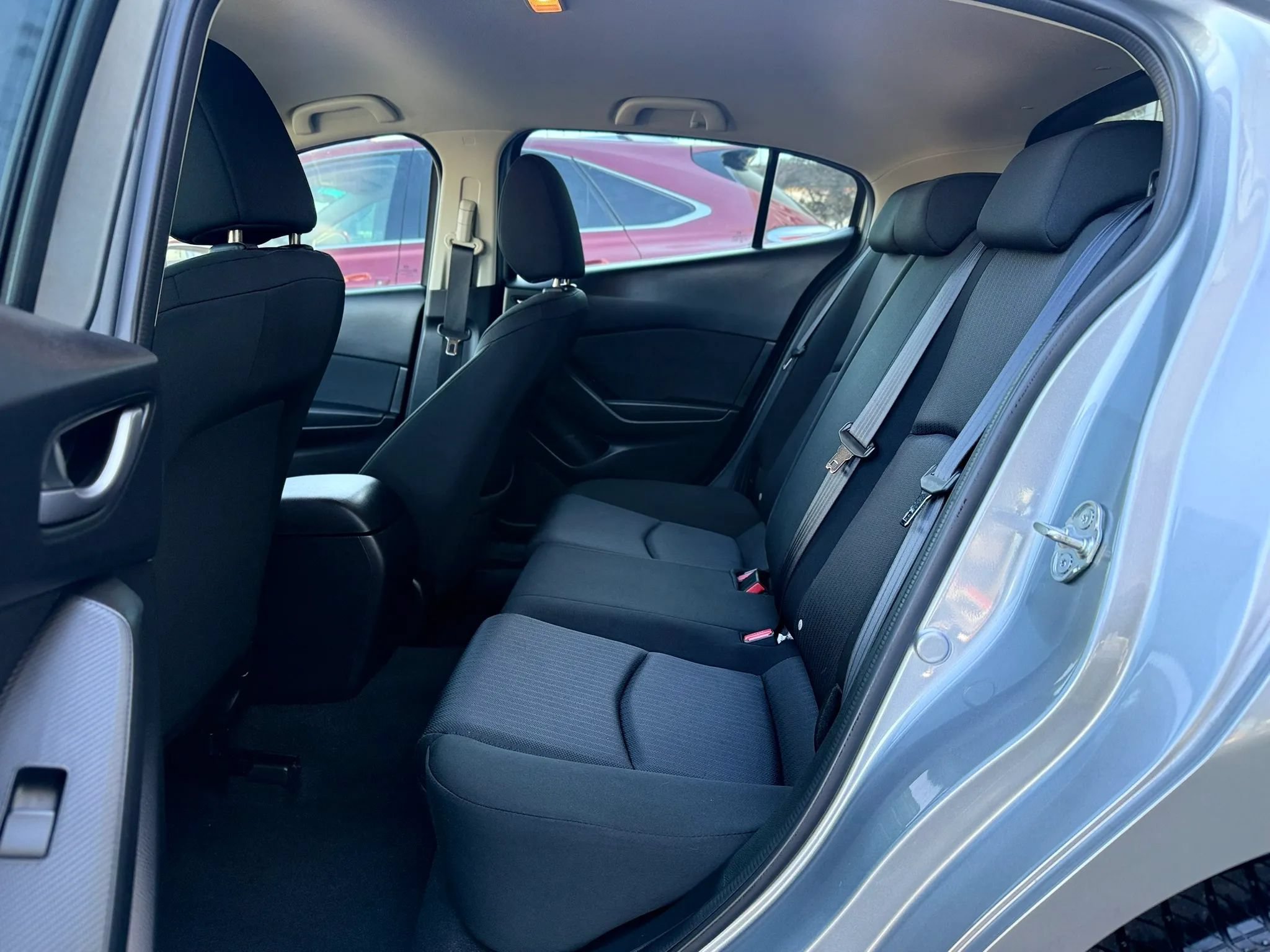 Used 2014 MAZDA MAZDA3 i Sport FWD image 24
