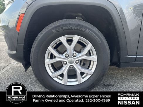 Used 2021 Jeep Grand Cherokee L Limited AWD/4WD image 10