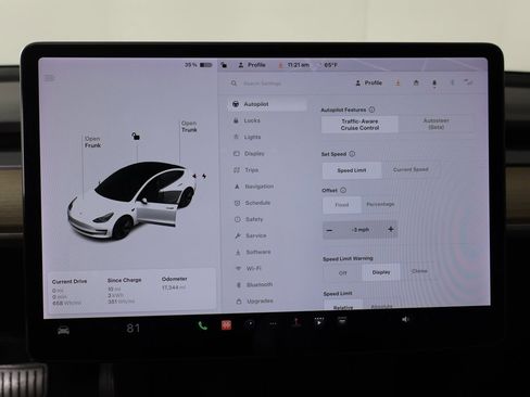 Used 2021 Tesla Model 3 Standard Range Plus image 44