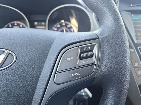 Used 2017 Hyundai Santa Fe Sport image 23