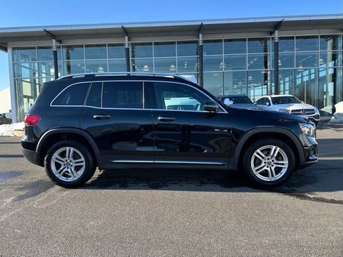 Certified 2022 Mercedes-Benz GLB 250 4MATIC image 8