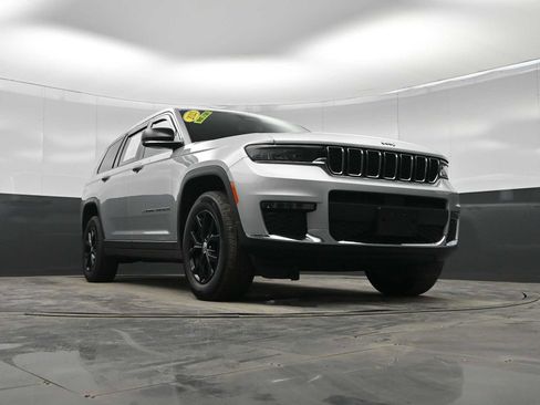 Used 2021 Jeep Grand Cherokee L Limited image 33