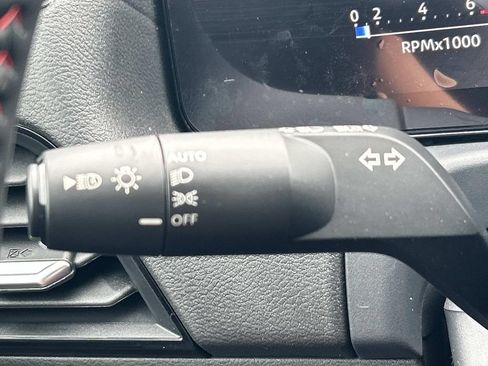 New 2026 Nissan Sentra SR w/ SR Premium Package FWD image 31