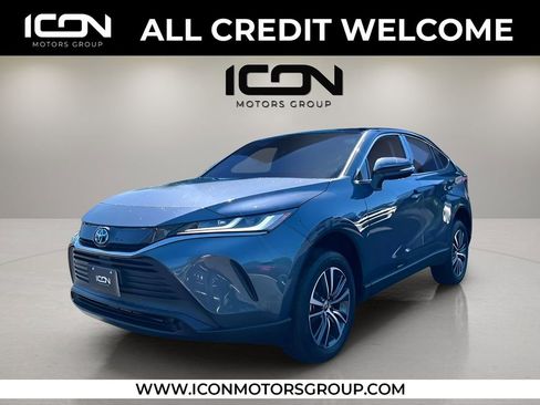 Used 2024 Toyota Venza LE image 1