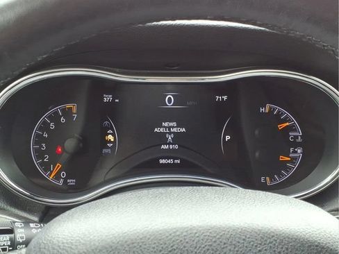 Used 2018 Jeep Grand Cherokee Altitude AWD/4WD image 21