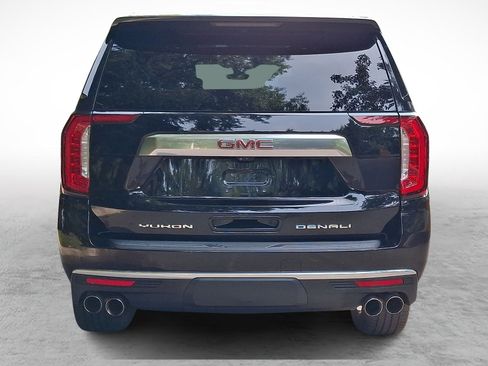 Used 2021 GMC Yukon Denali w/ Denali Premium Package AWD/4WD image 5