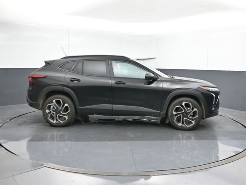 Certified 2026 Chevrolet Trax RS w/ Driver Confidence Package image 6