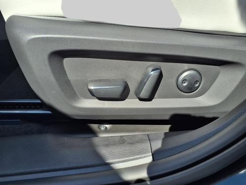 New 2025 Mitsubishi Outlander AWD image 14