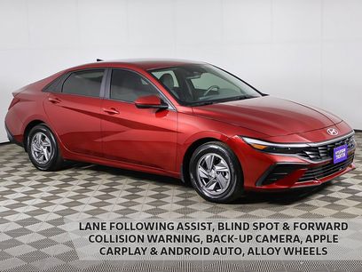Used 2024 Hyundai Elantra SE