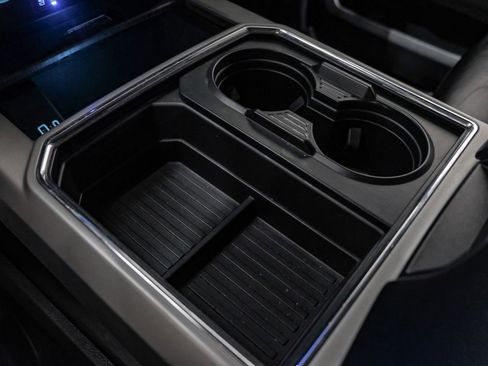 Used 2020 Ford F250 Lariat w/ Chrome Package image 23