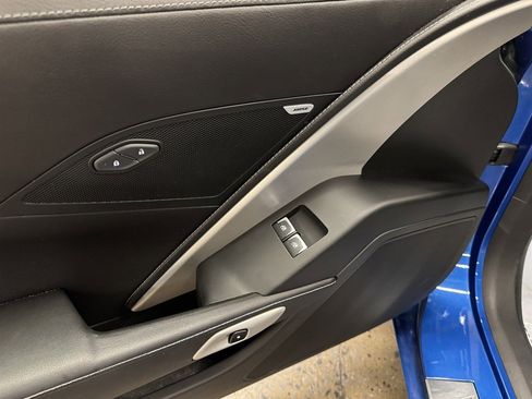 Used 2015 Chevrolet Corvette Stingray Coupe image 24