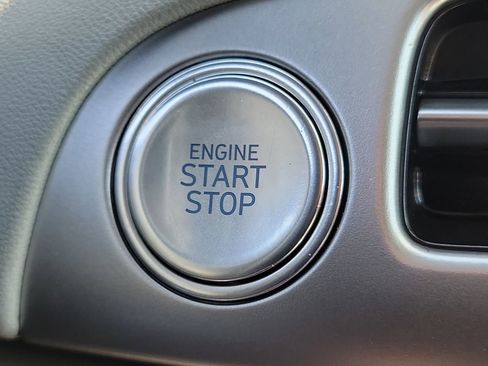 Used 2024 Hyundai Palisade SEL FWD image 12