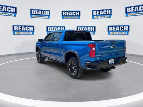 Used 2022 Chevrolet Silverado 1500 ZR2 w/ Technology Package AWD/4WD image 6