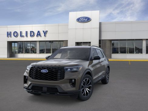 New 2026 Ford Explorer ST-Line image 3