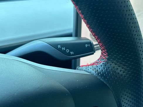 Used 2020 Tesla Model 3 Long Range image 19