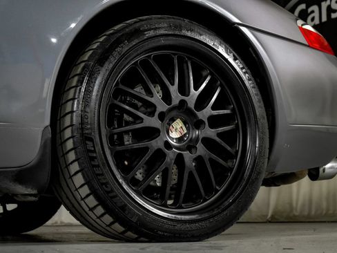 Used 2001 Porsche 911 Carrera RWD image 45