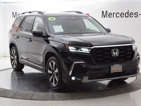 Used 2024 Honda Pilot Touring image 8