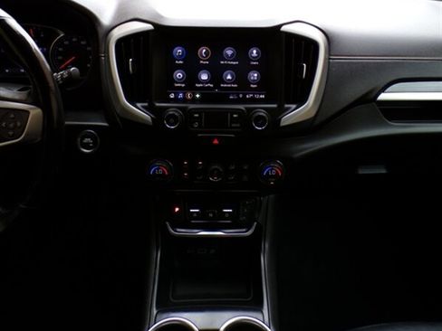 Used 2021 GMC Terrain SLT image 36