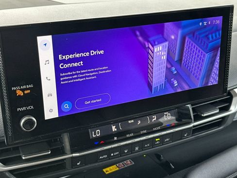 Certified 2026 Toyota Sienna XLE FWD image 20