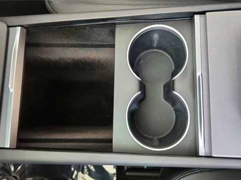 Used 2026 Tesla Model Y Long Range image 47