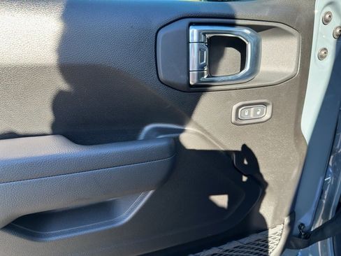 New 2026 Jeep Gladiator Sport image 10