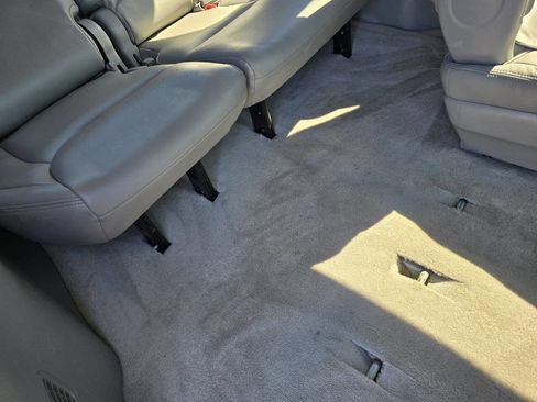 Used 2007 Toyota Sienna LE image 32