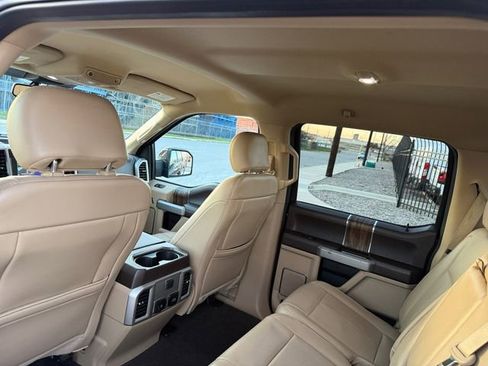 Used 2020 Ford F150 Lariat image 7