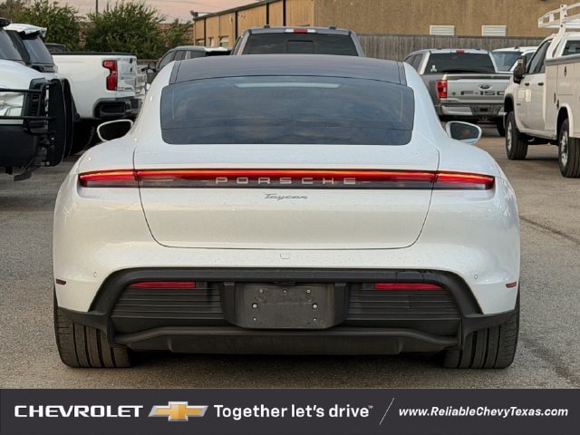Used 2023 Porsche Taycan RWD image 5