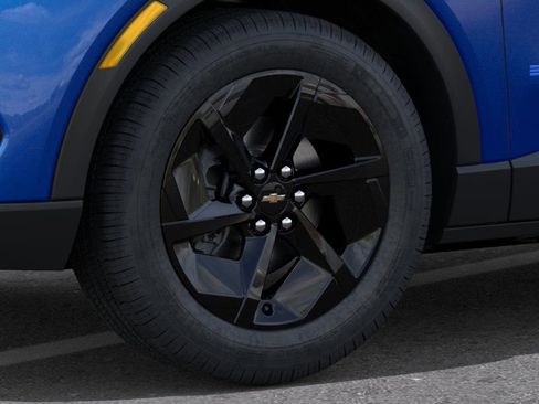 New 2026 Chevrolet Equinox EV LT image 33