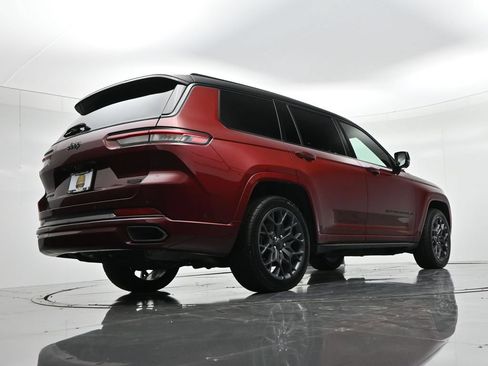 Used 2023 Jeep Grand Cherokee L Summit AWD/4WD image 24